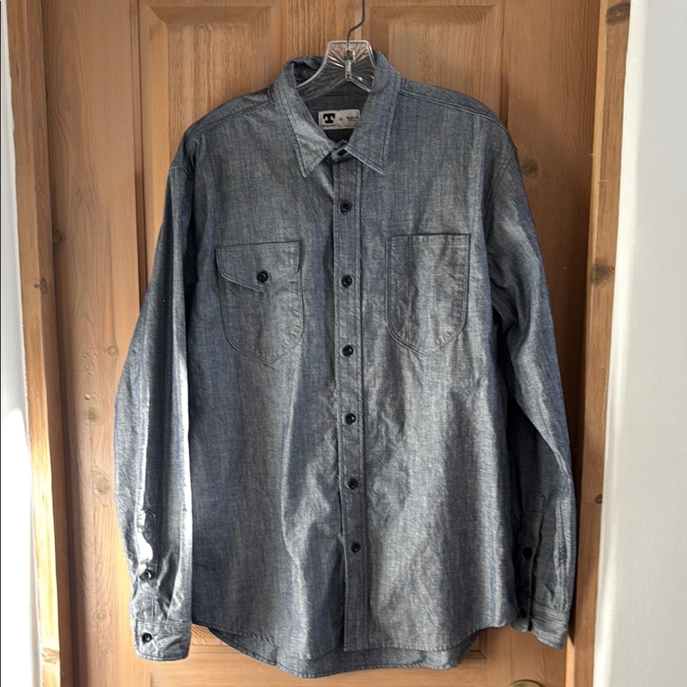 Men’s Tellason Chambray Button-Up Shirt